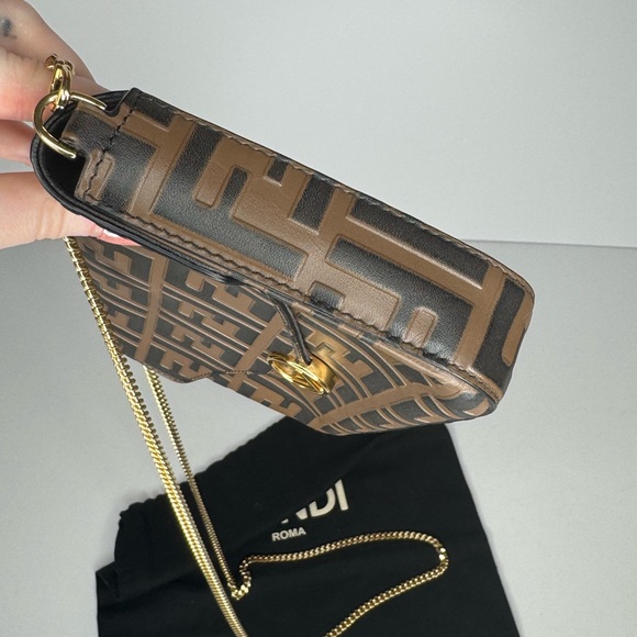 Fendi Wallet on Chain Crossbody - Picture 5 of 10